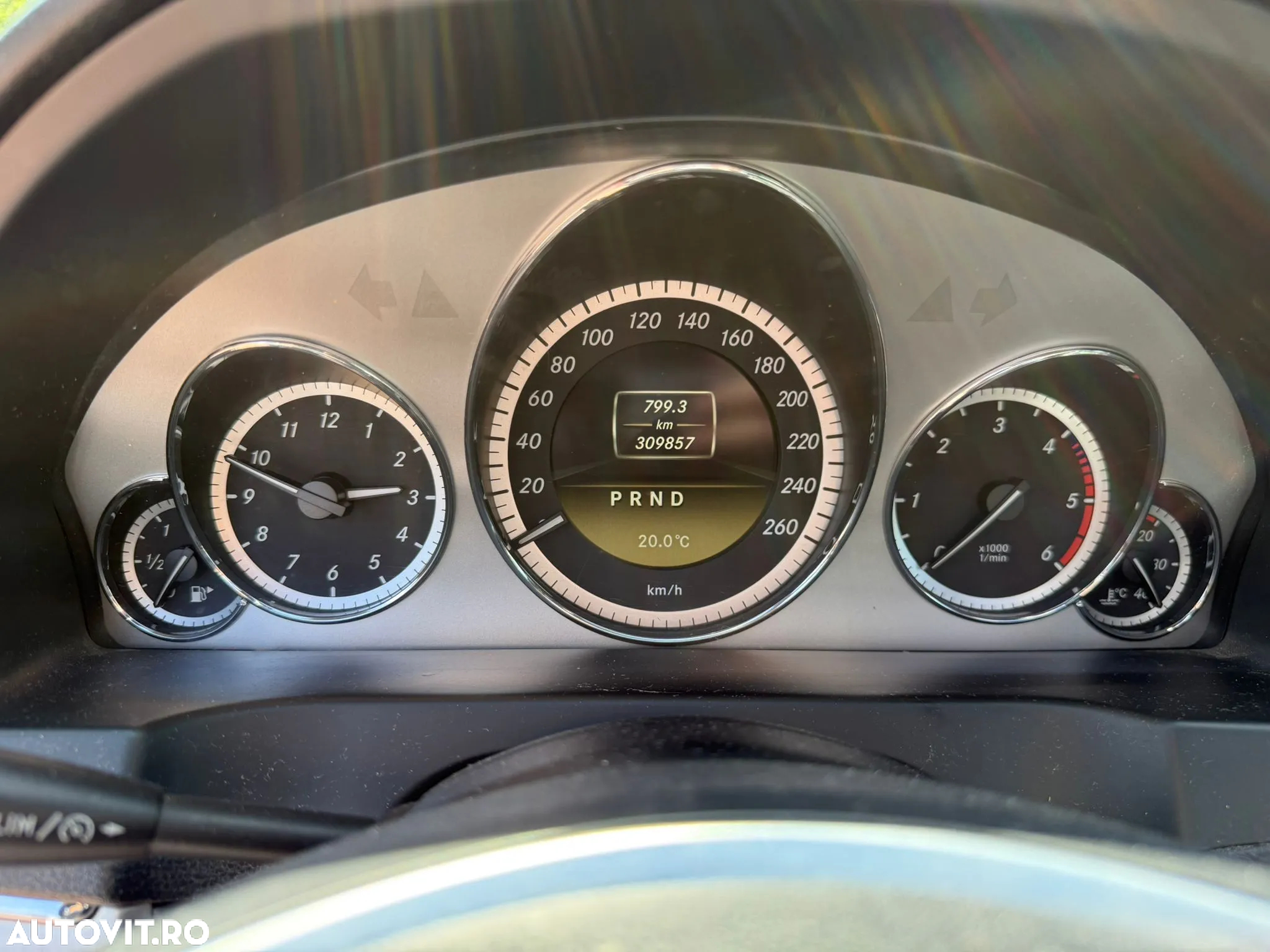 Mercedes-Benz E - 9