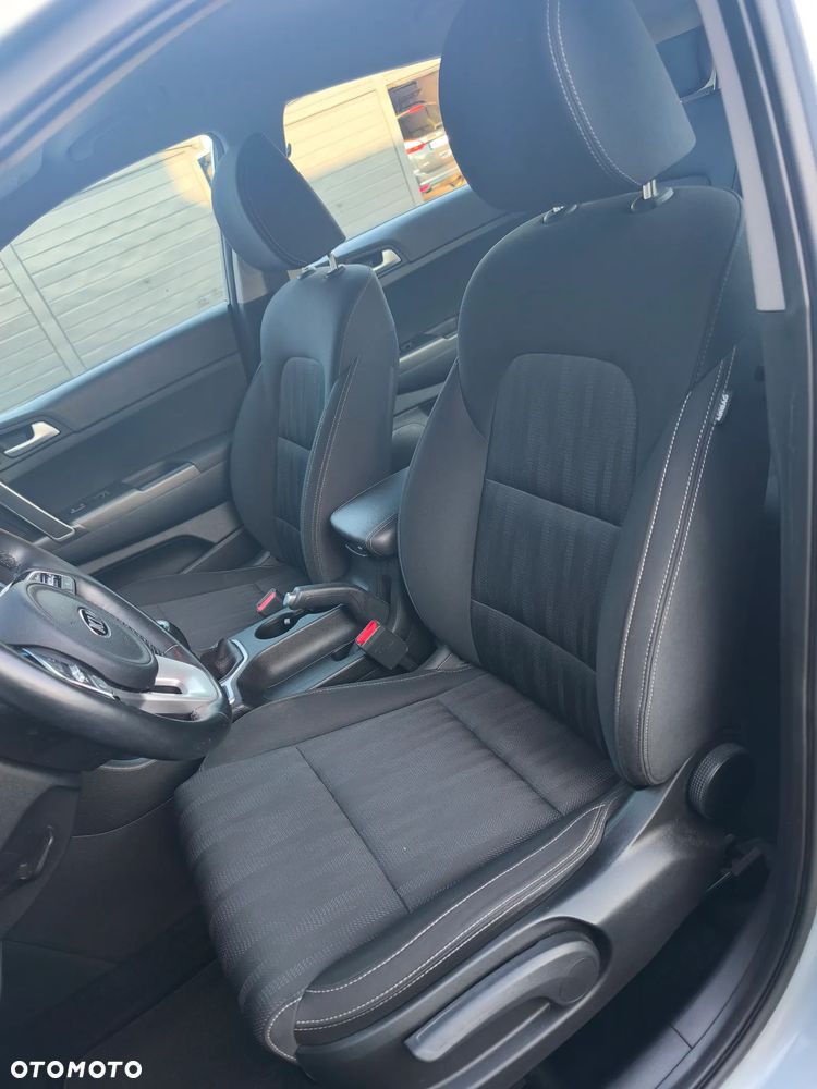 Kia Sportage 1.6 GDI 2WD Black Edition - 23