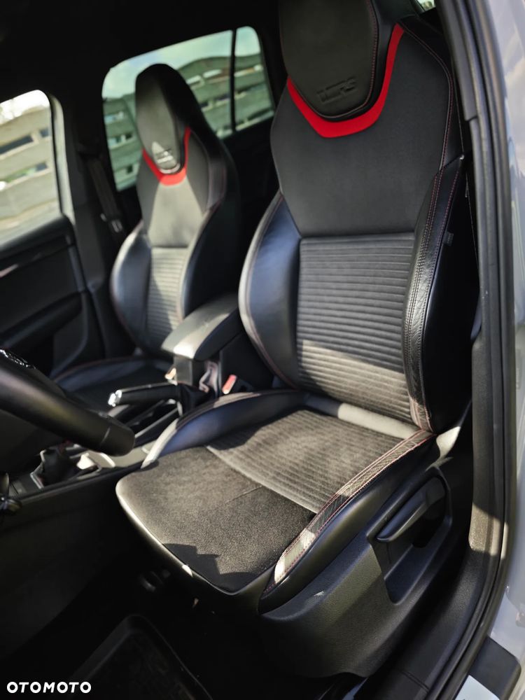 Skoda Octavia 2.0 TDI RS - 12