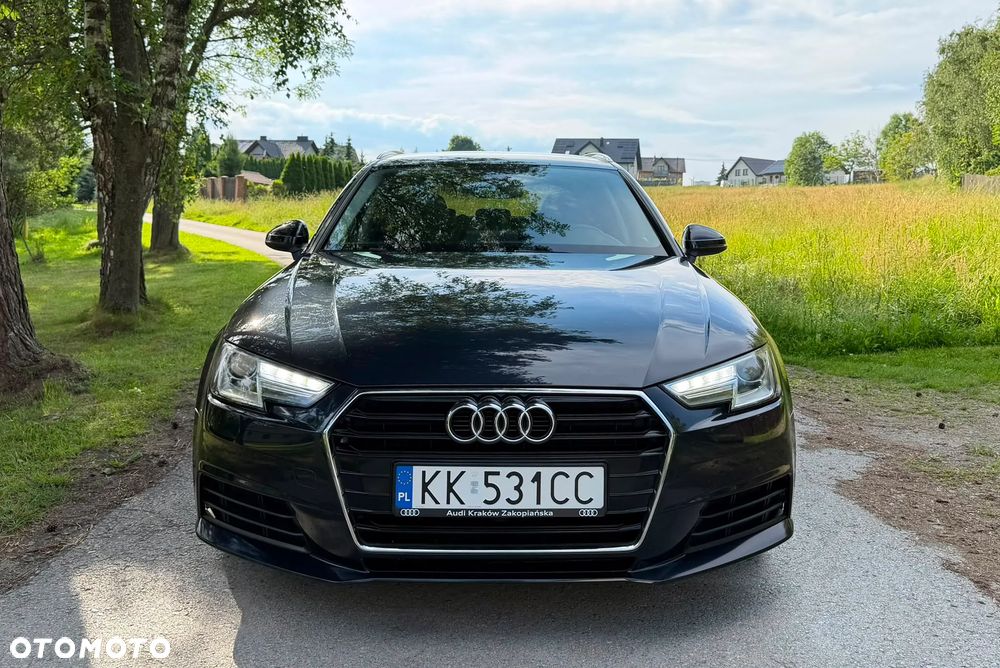 Audi A4 Avant 2.0 TDI ultra S tronic design - 3