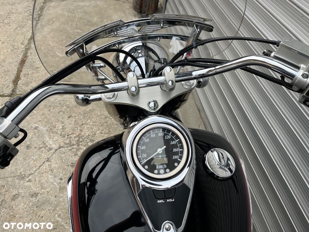 Suzuki VL 800 Volusia - 16