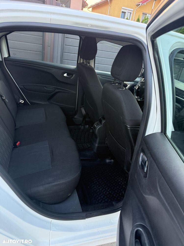 Citroën C-Elysée BlueHDi Seduction - 8