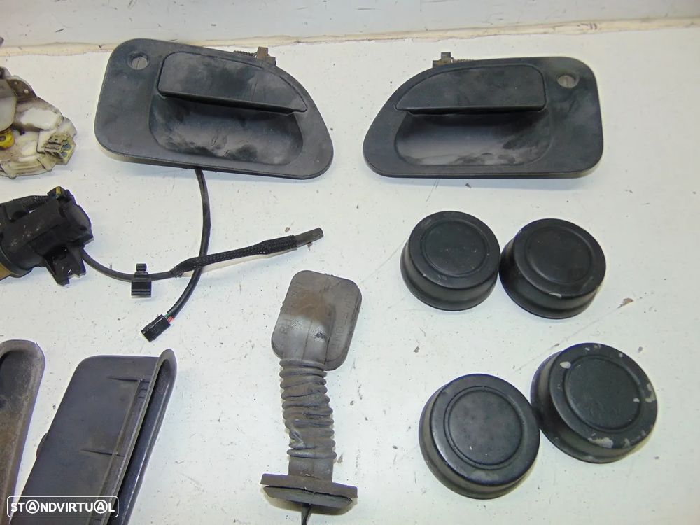 Mitsubishi L400 vários - 3