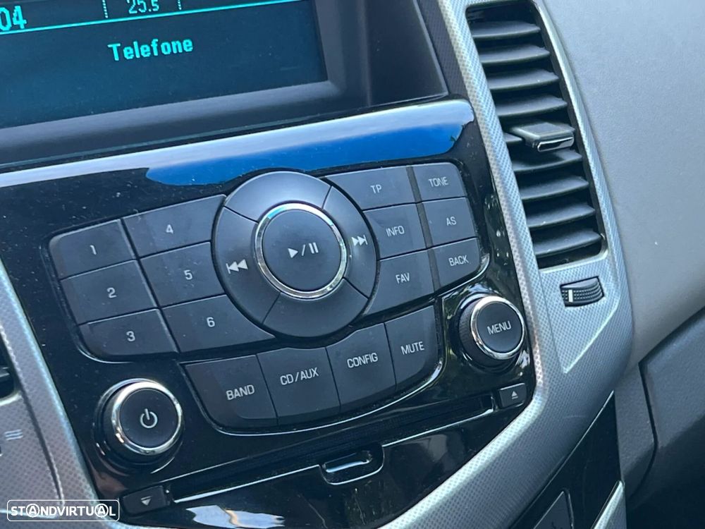 Chevrolet Cruze - 24