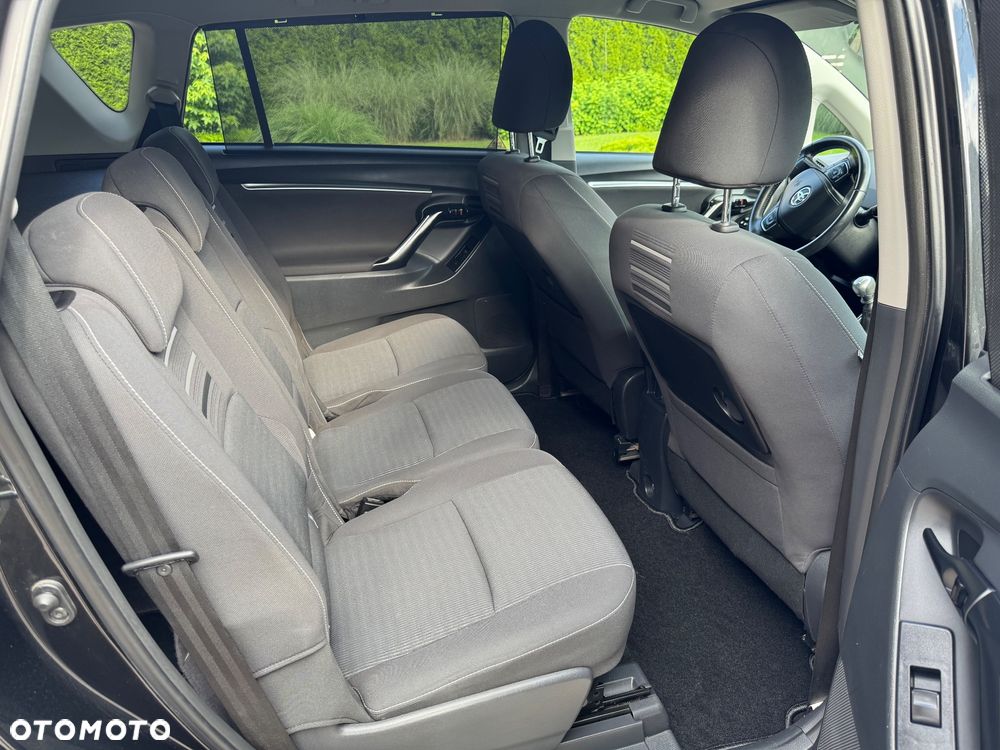 Toyota Verso 1.8 7-Sitzer Edition S+ - 23