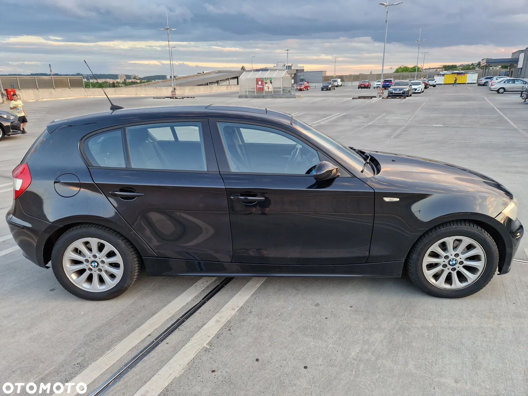 BMW Seria 1 120i - 5