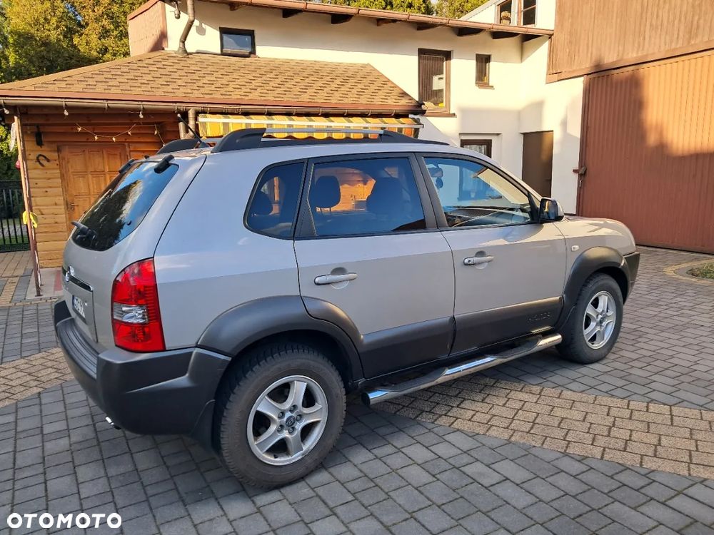 Hyundai Tucson 2.0 CRDi Active - 11