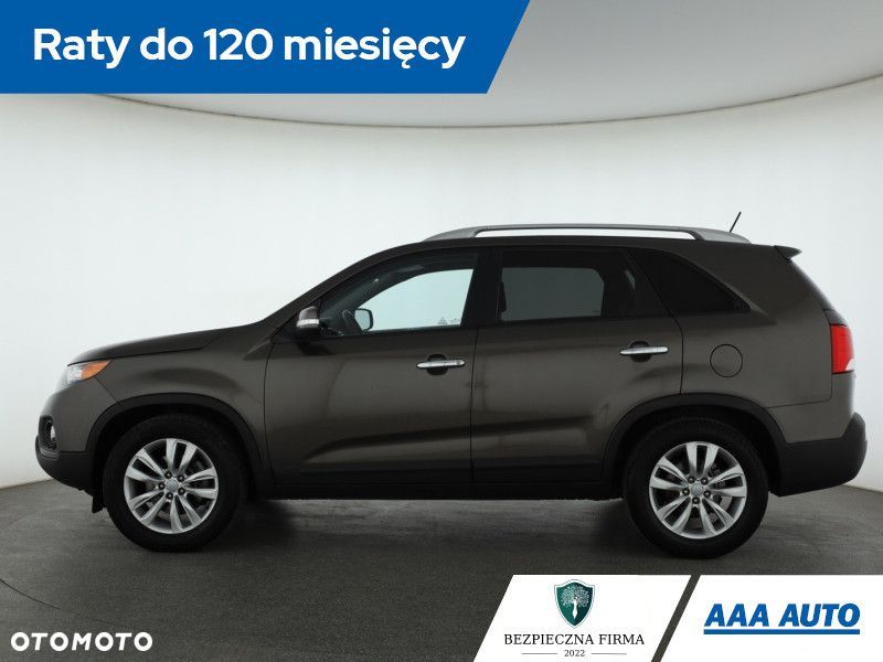 Kia Sorento - 4