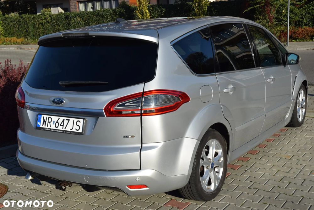 Ford S-Max 2.0 TDCi DPF Titanium - 37