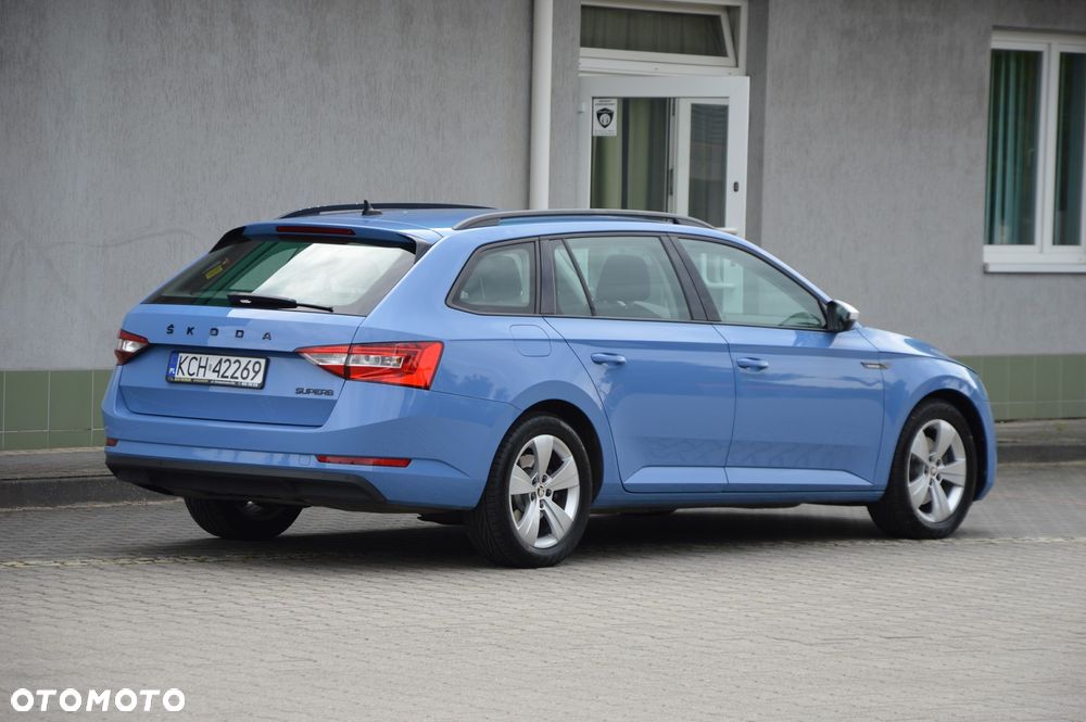 Skoda Superb 2.0 TDI SCR Style DSG - 3