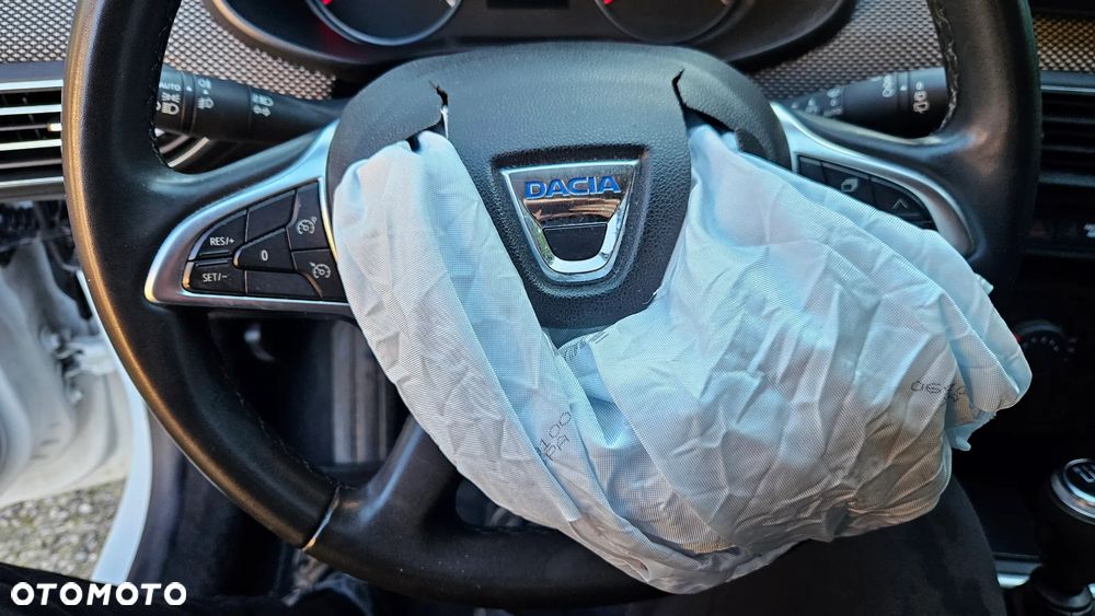 Dacia Sandero - 28