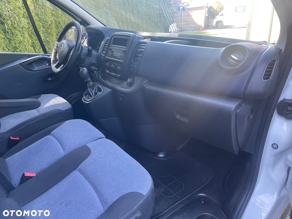 Opel Vivaro - 6