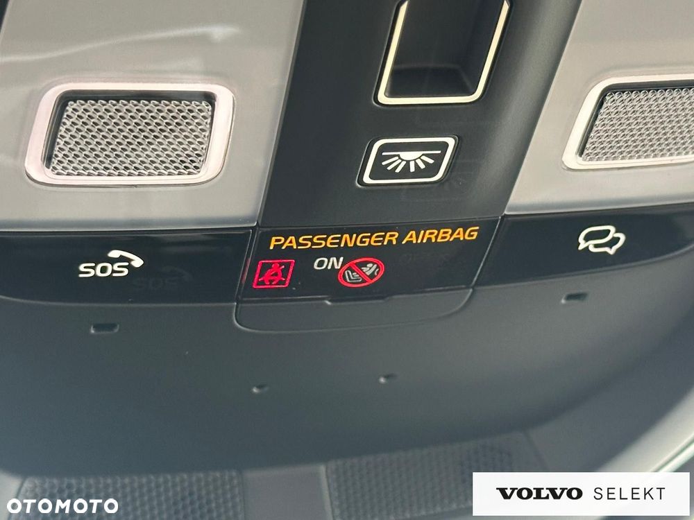 Volvo XC 90 - 35