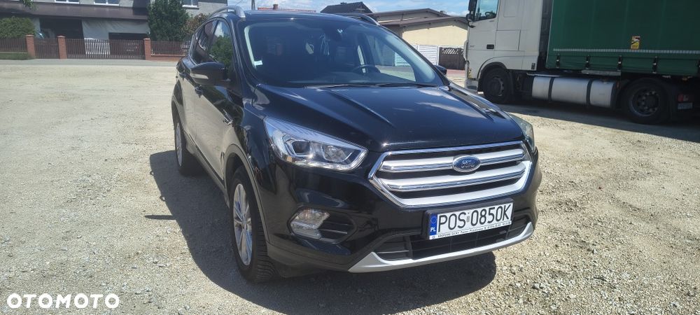 Ford Kuga - 1
