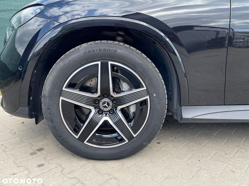 Mercedes-Benz GLC - 18