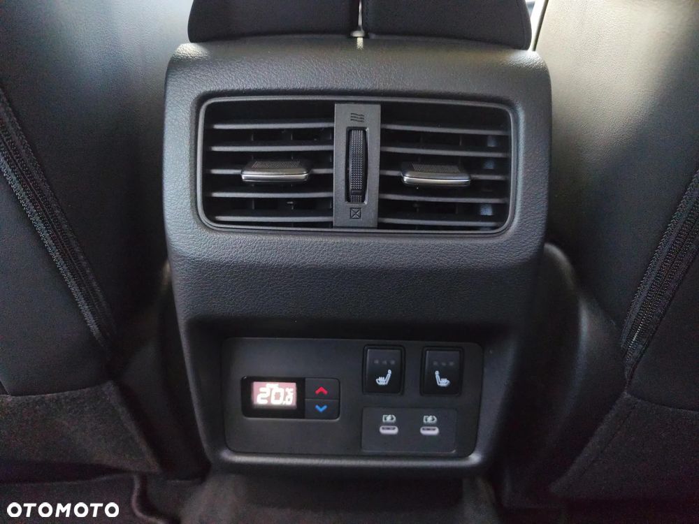Nissan X-Trail 1.5 VC-T mHEV N-Connecta 2WD Xtronic - 32