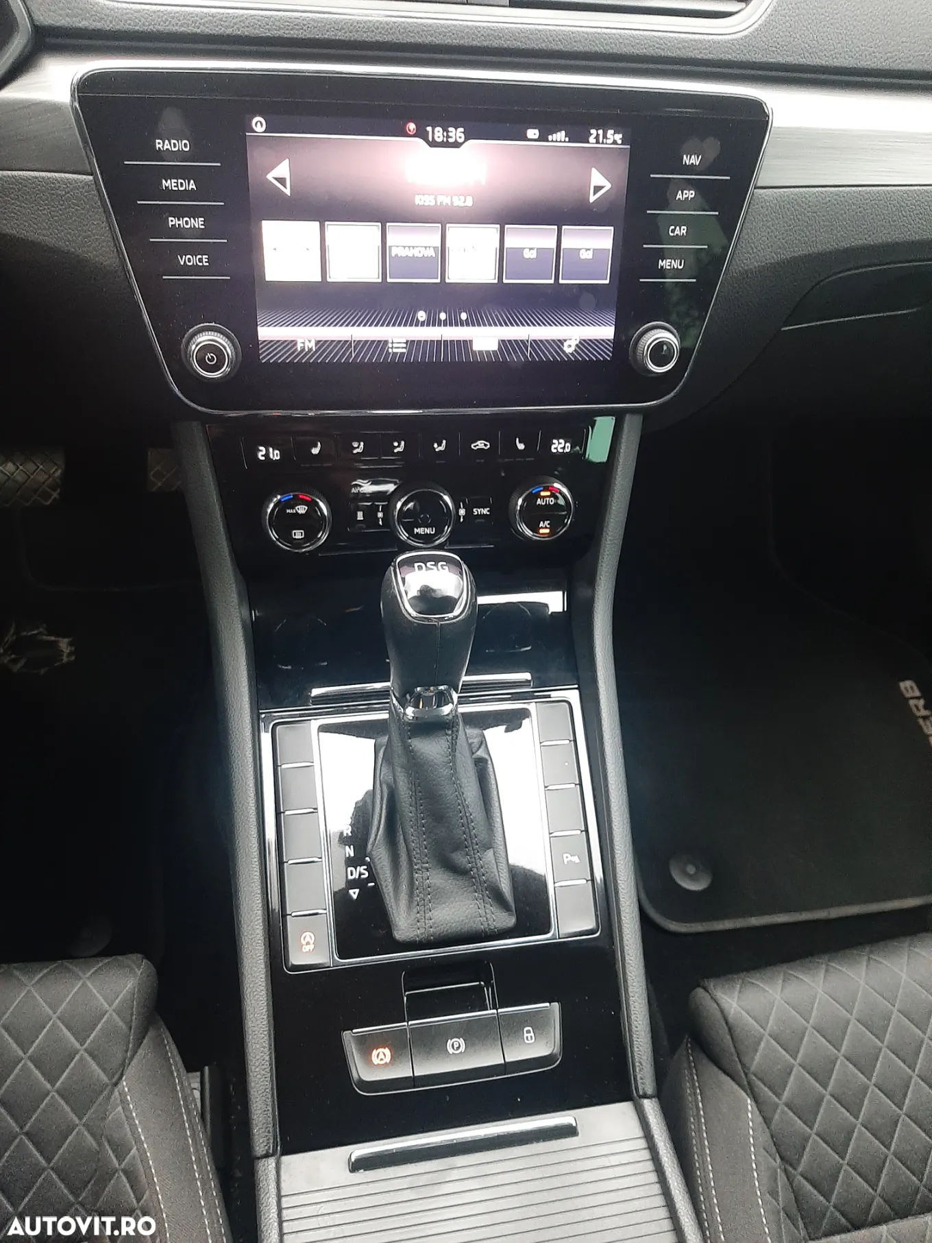 Skoda Superb 2.0 TDI DSG Style - 14