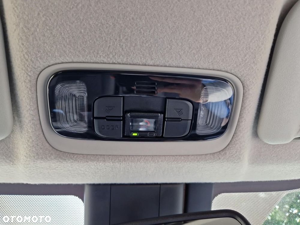 Toyota Yaris Hybrid 1.5 Comfort - 19