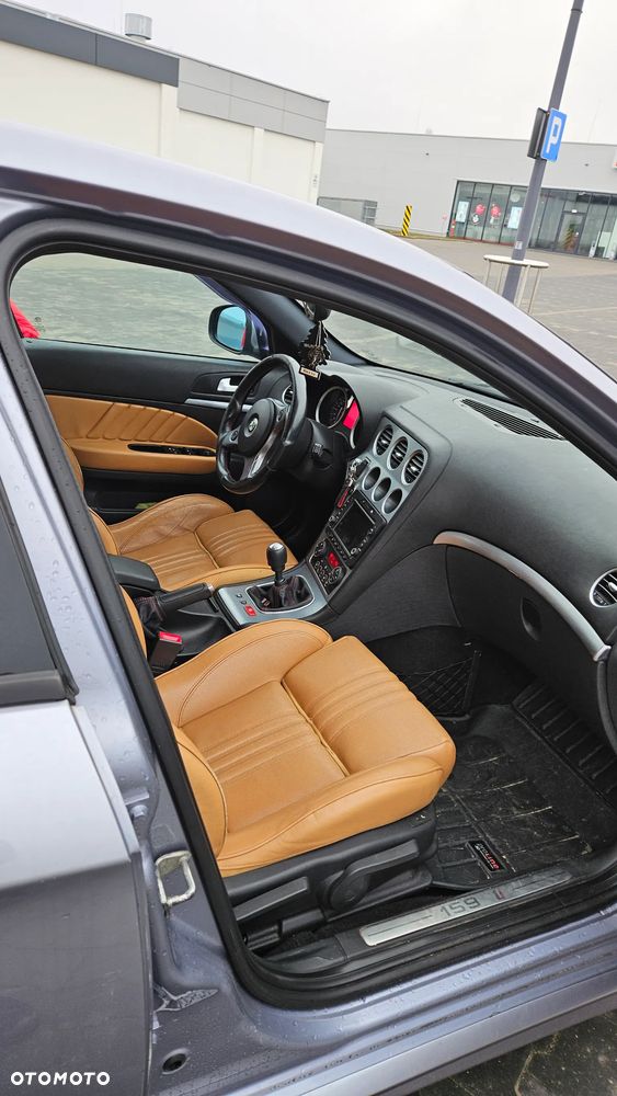 Alfa Romeo 159 2.0JTDM Sport - 11