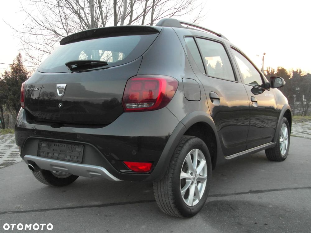 Dacia Sandero Stepway TCe 90 Easy-R S&S Celebration - 10