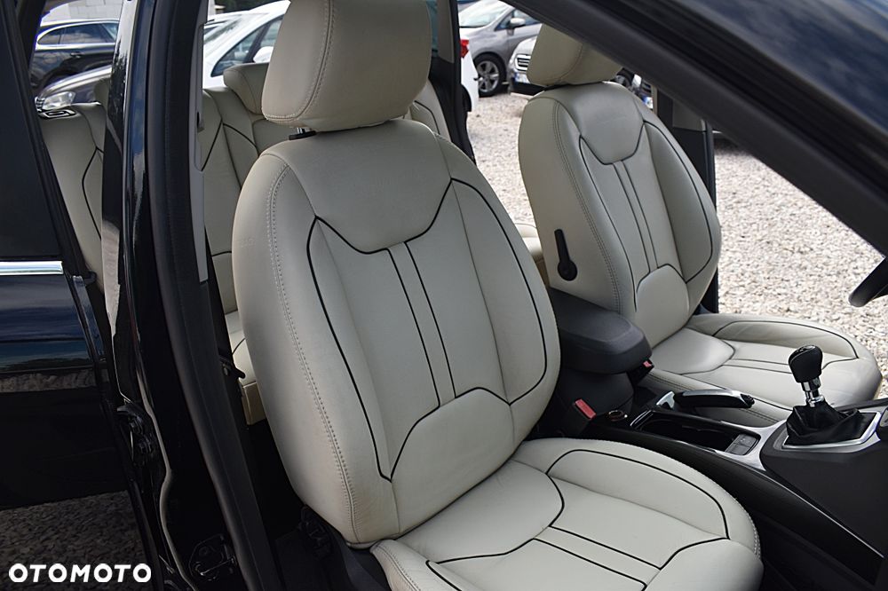 Ford Kuga 2.0 TDCi 2x4 Individual - 22