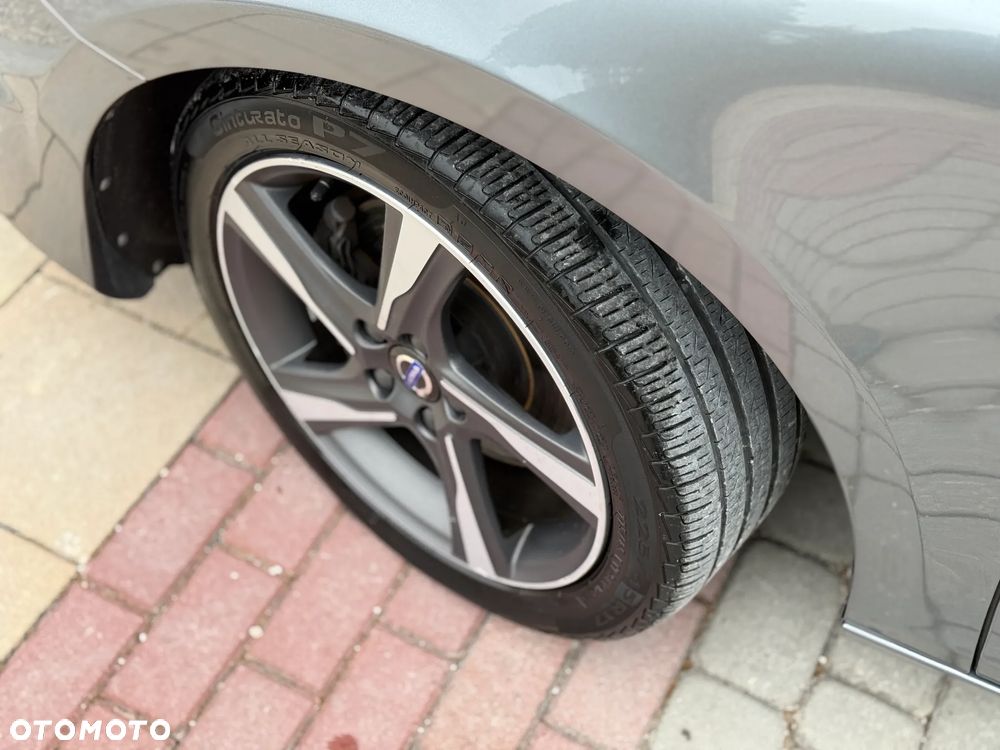 Volvo V40 D2 Momentum - 13