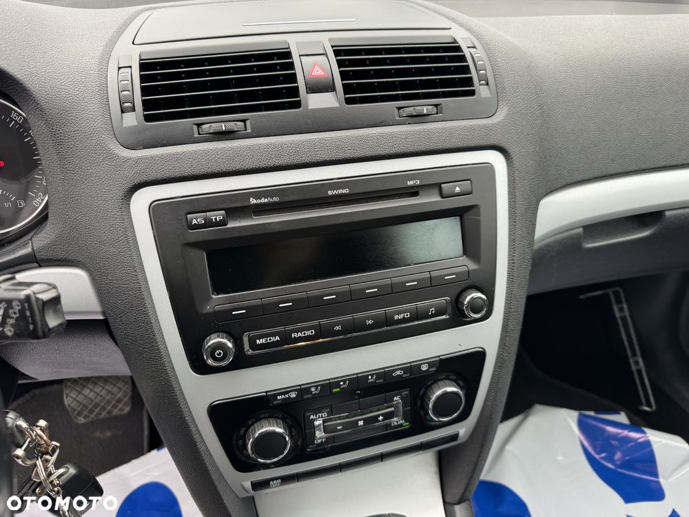 Skoda Octavia 1.9 TDI Elegance DSG - 11