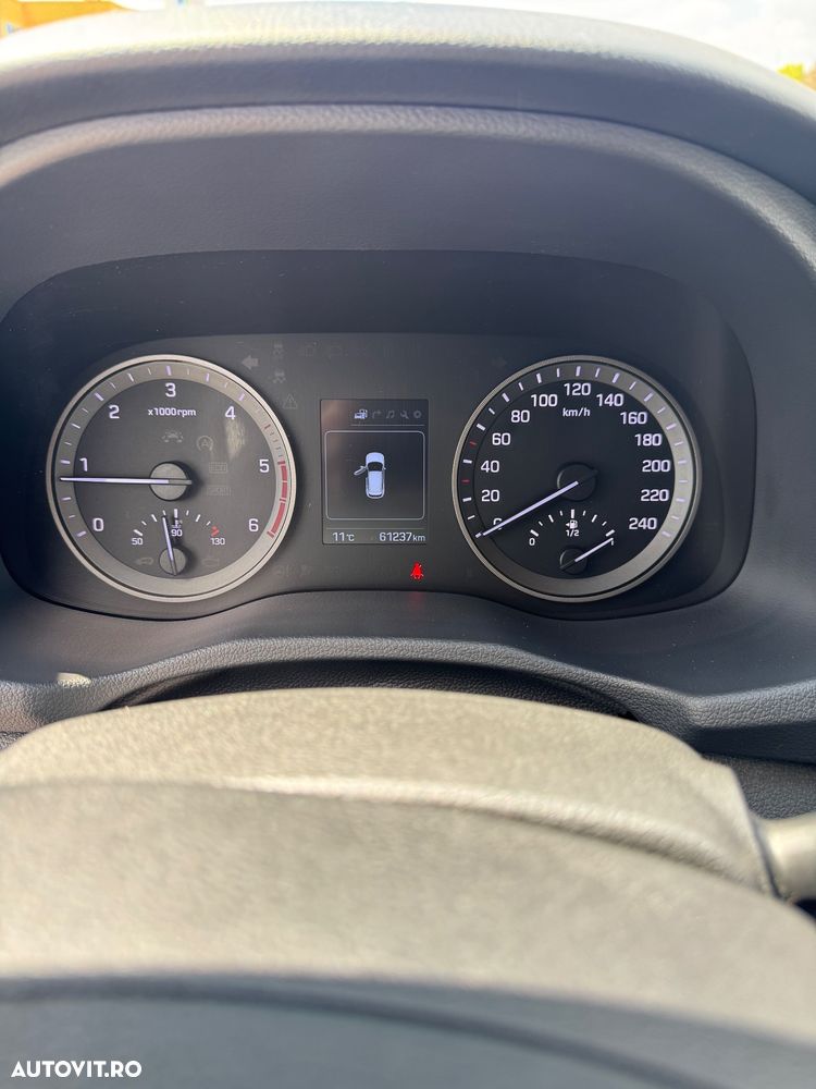 Hyundai Tucson blue 1.6 CRDi 2WD Pure - 13