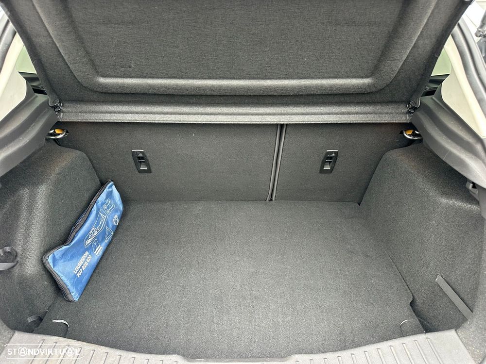 Ford Focus 1.5 TDCi Titanium - 13