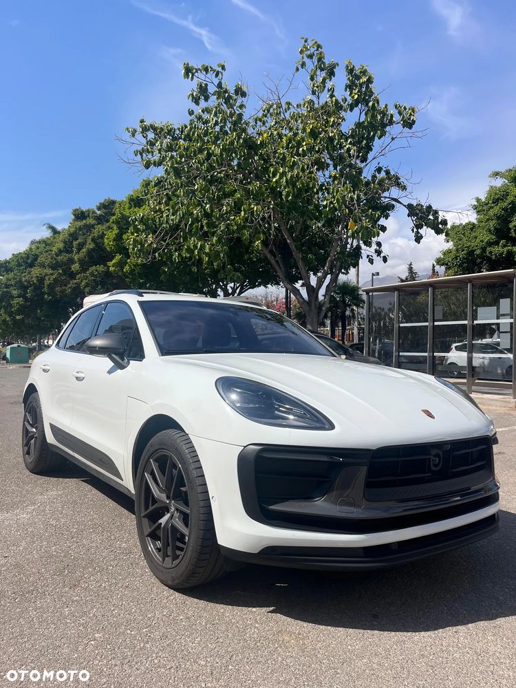 Porsche Macan T - 1