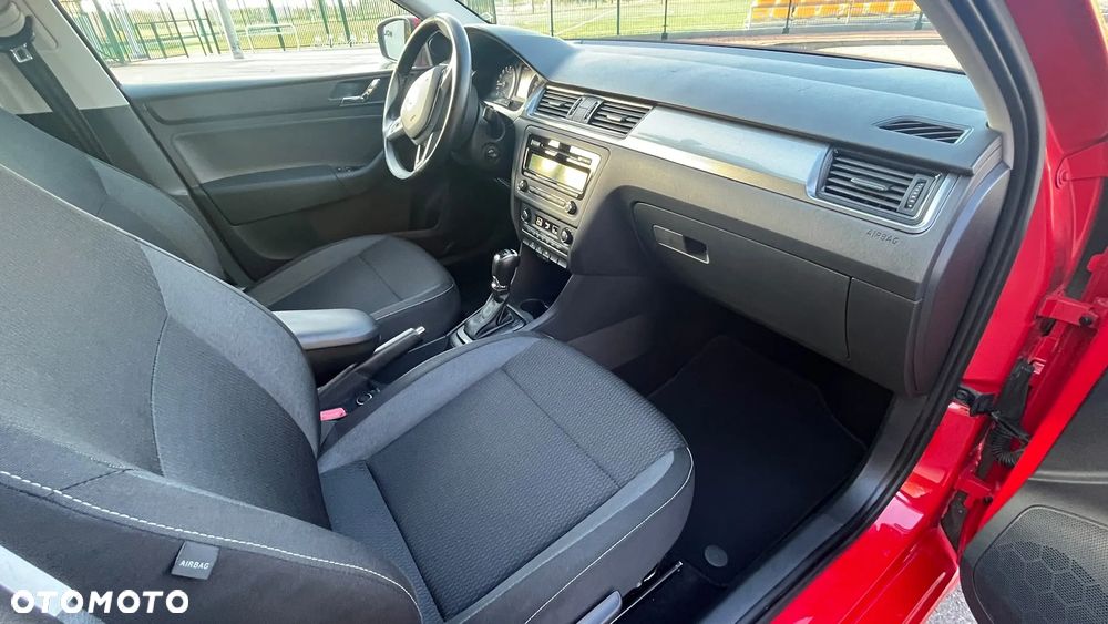 Skoda RAPID 1.6 TDI DSG Style+ - 5