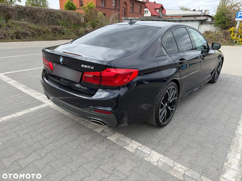 BMW Seria 5 520d xDrive M Sport sport - 13