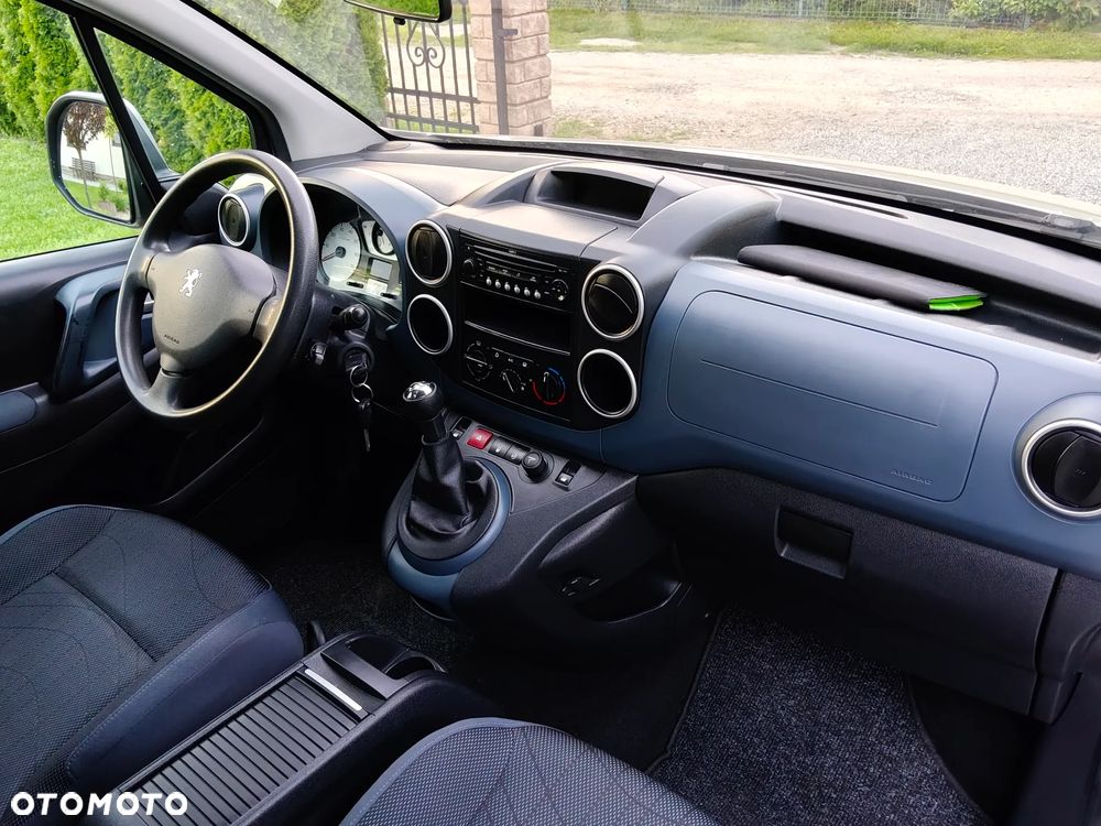Peugeot Partner 110 Tendance mit Familien-Paket - 5
