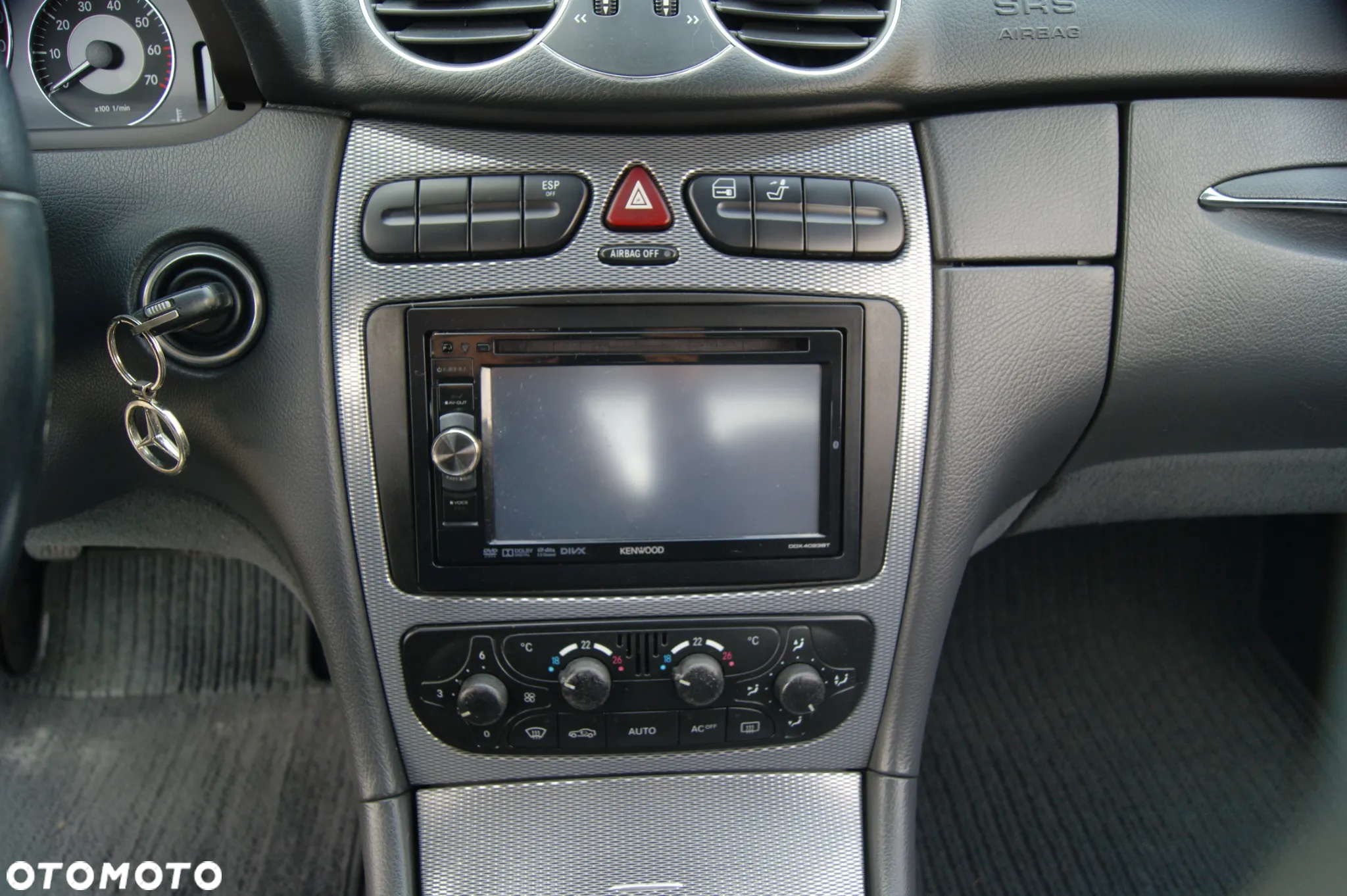 Mercedes-Benz CLK 240 Avantgarde - 20