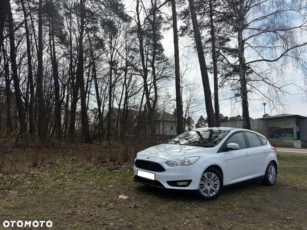 Ford Focus 1.0 EcoBoost Trend - 18