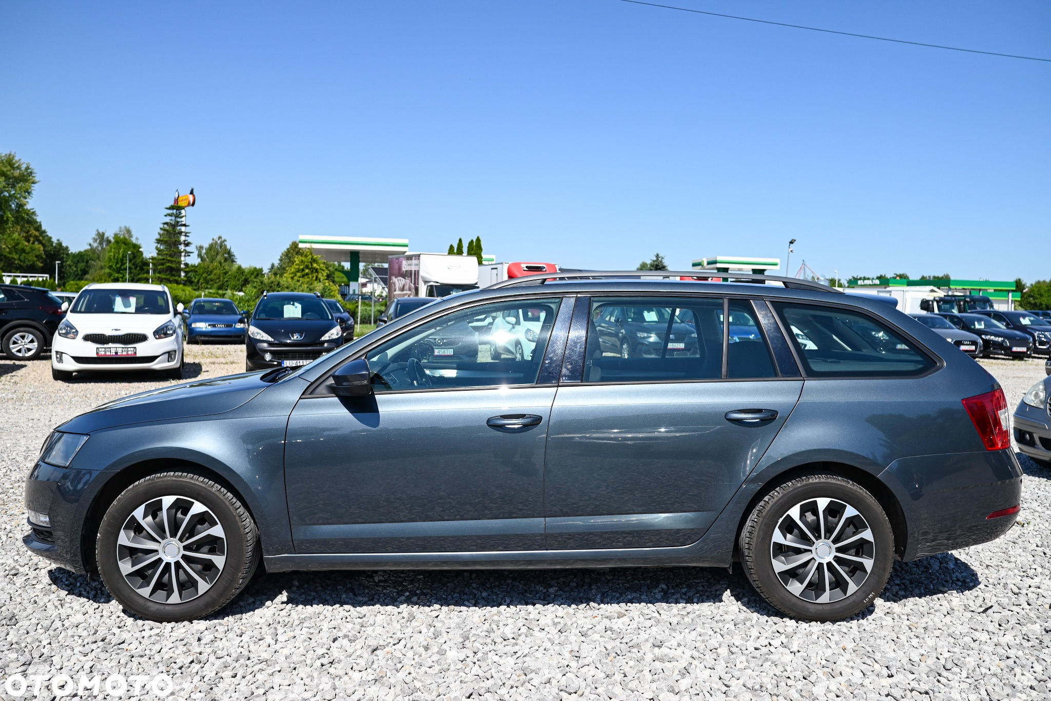 Skoda Octavia - 2