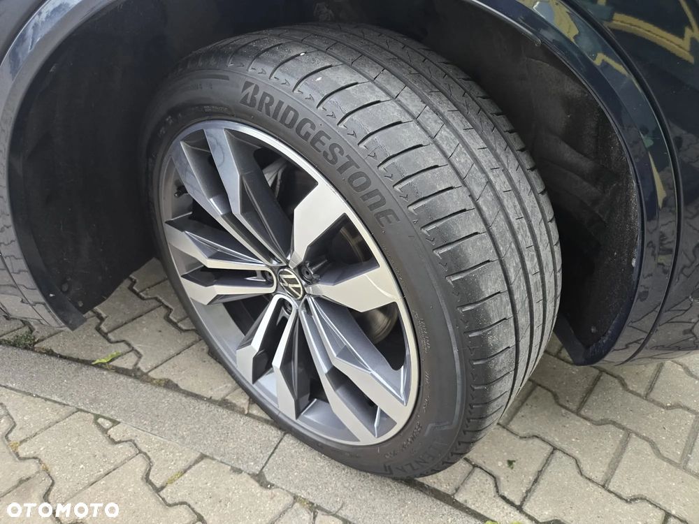 Volkswagen Touareg 3.0 V6 TDI 4Motion R-Line - 18