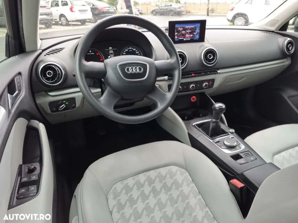 Audi A3 1.6 TDI Sportback - 7