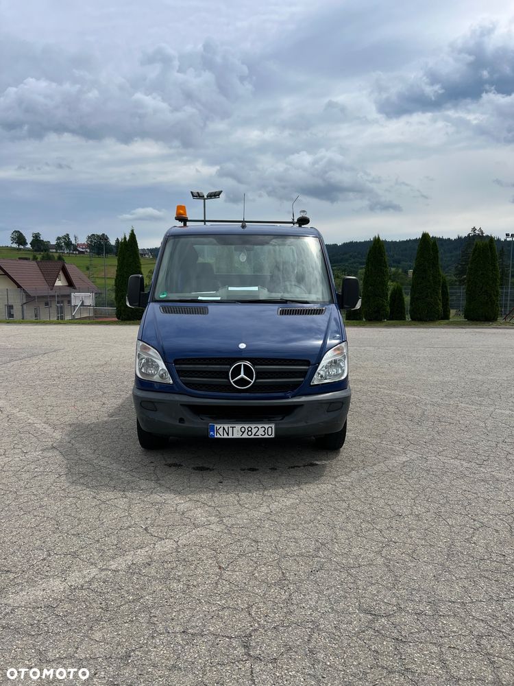 Mercedes-Benz Sprinter - 11