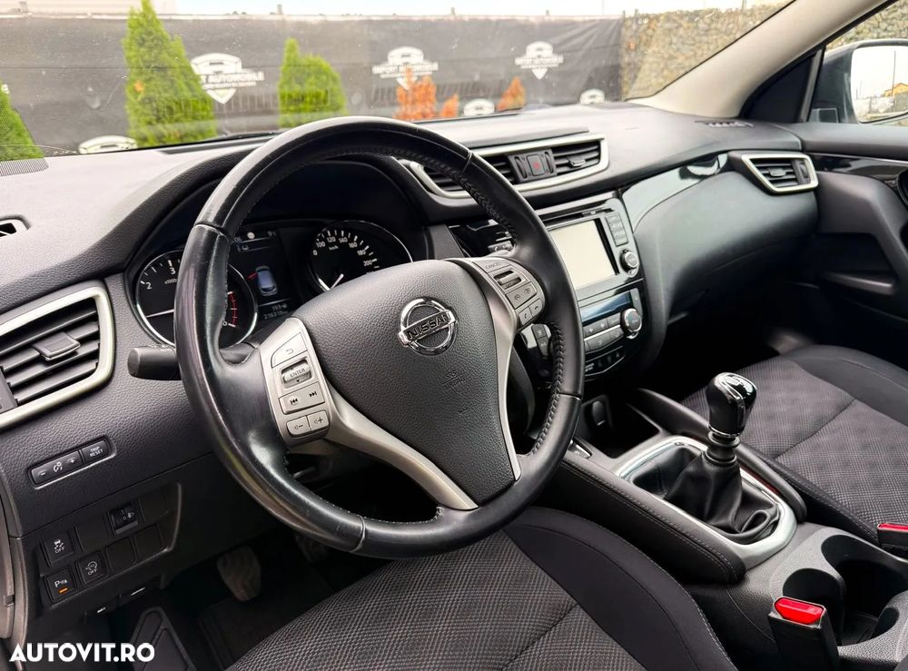 Nissan Qashqai 1.6 DCI N-Connecta - 19