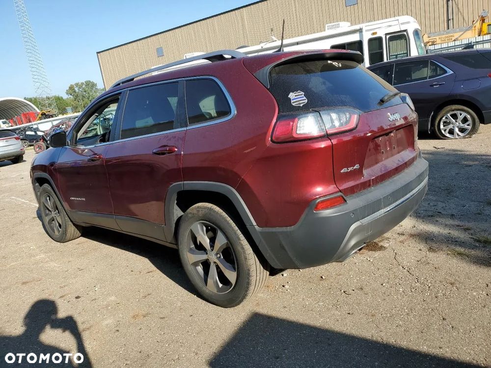 Jeep Cherokee - 3