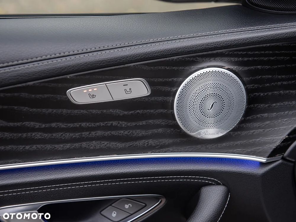 Mercedes-Benz Klasa E 220 d 4-Matic 9G-TRONIC - 16