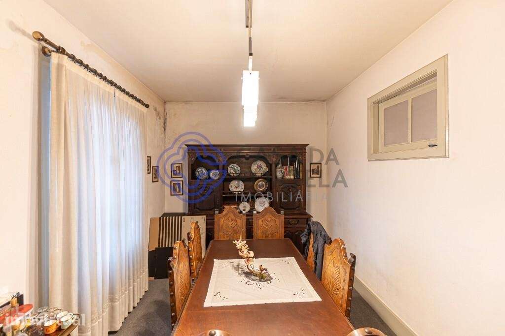 Prédio em Matosinhos com Confeitaria no Rés do Chão - Grande imagem: 3/33