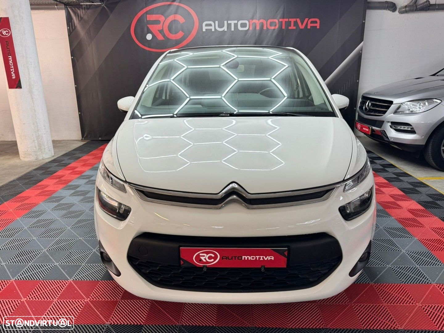 Citroën C4 Picasso 1.6 HDi Attraction ETG6 - 2