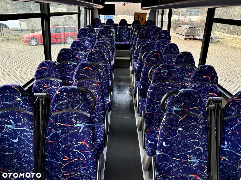 Mercedes-Benz Mediano 815 - 18