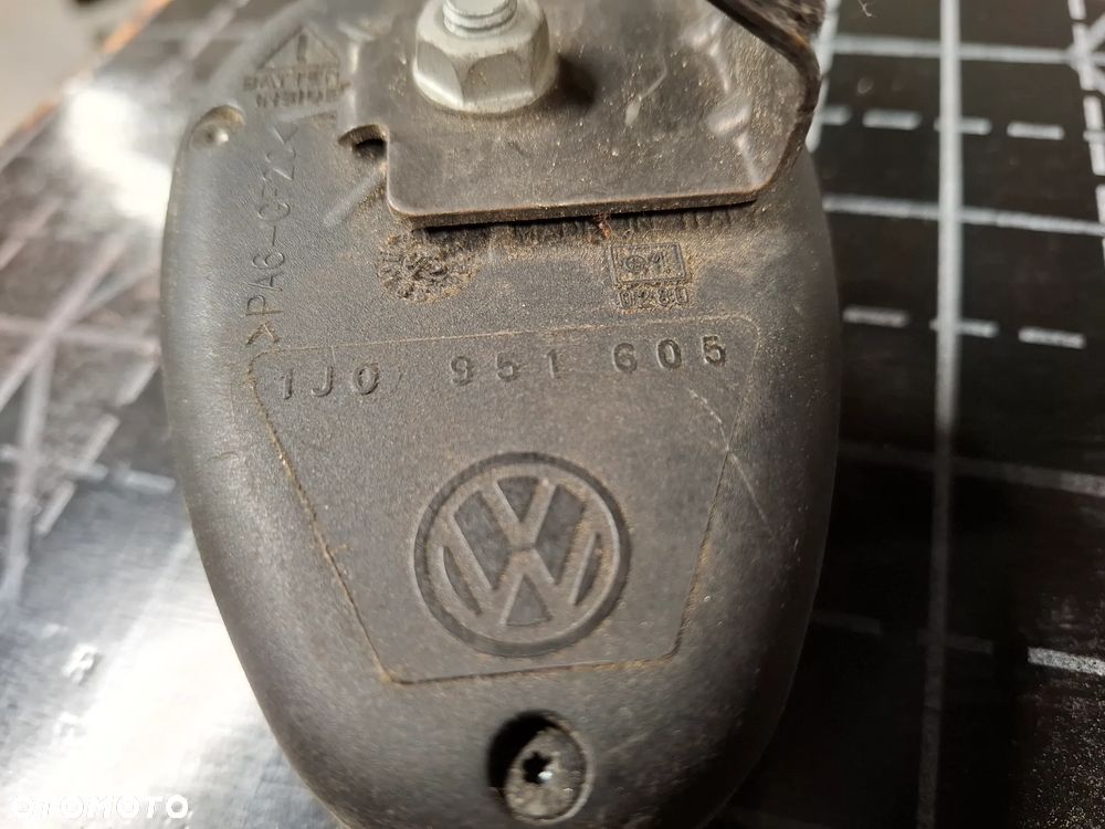 Syrena Alarmowa Alarm 8L0951605A Audi VW Seat Skoda - 7