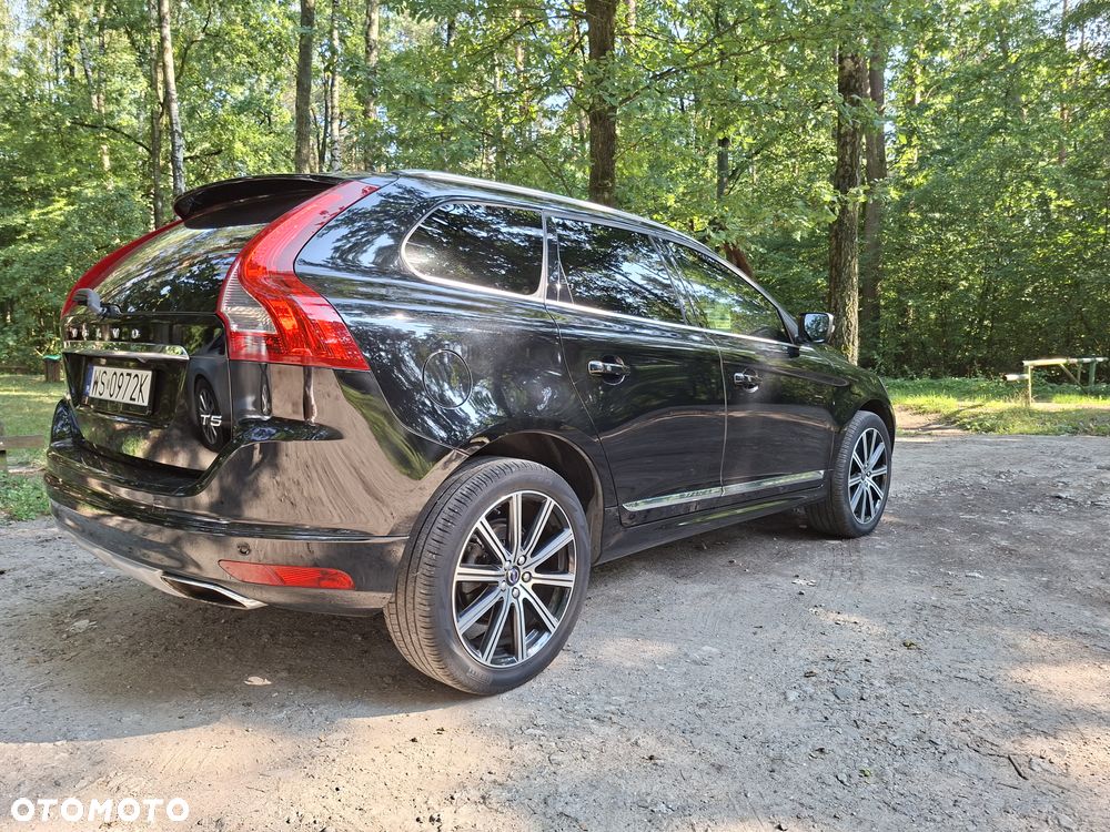 Volvo XC 60 T5 Geartronic Summum - 4