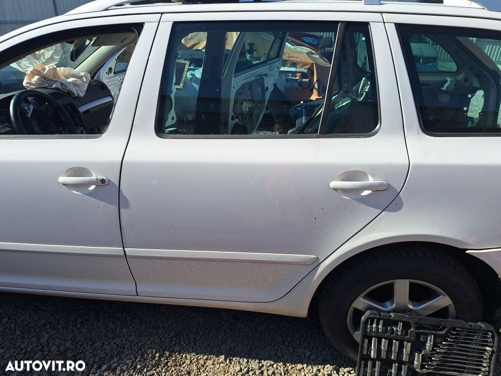 Usi usi Skoda Octavia 2 an 2005-2013 cod culoare 1026 albe - 2
