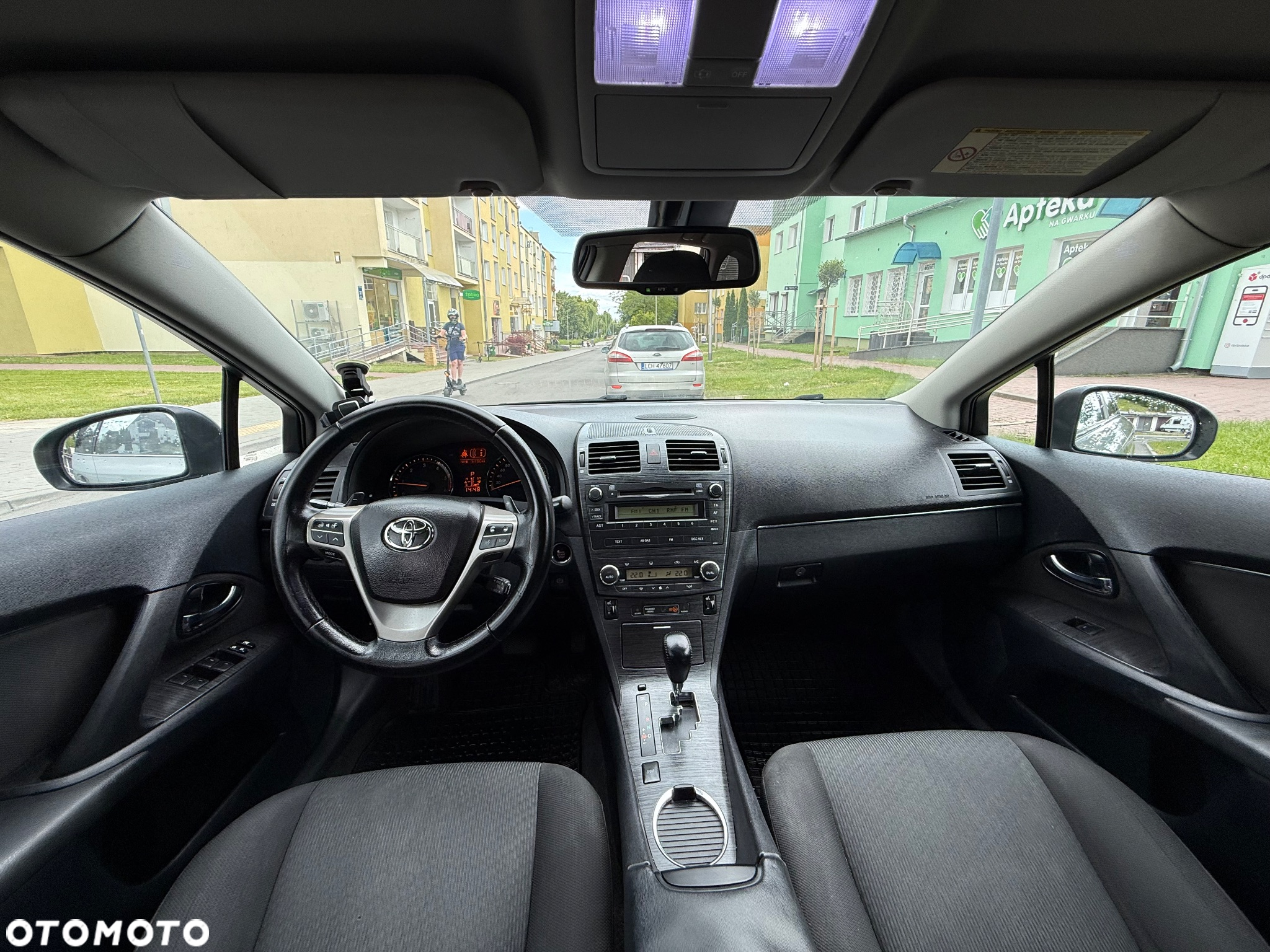 Toyota Avensis 2.2 D-4D Prestige - 9