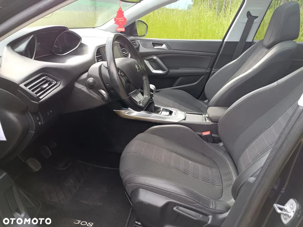 Peugeot 308 1.2 PureTech Business Line S&S - 35